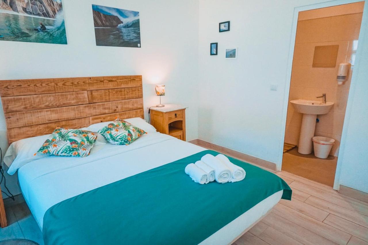 Oasis Backpackers Hostel Sintra Surf Colares Buitenkant foto